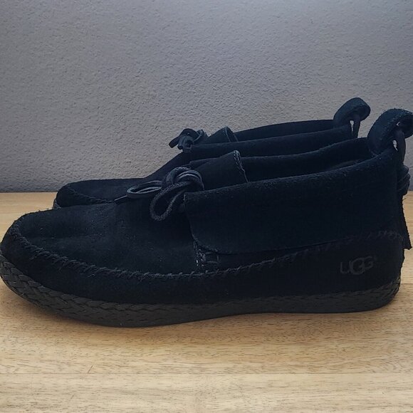 UGG Woodlyn Black Suede Sherpa Lace Up Ankle Moccasin Booties Womens Sz 8 - Picture 4 of 11